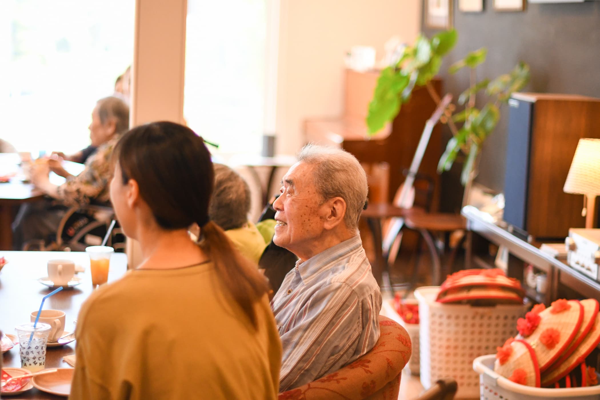 カフェの会